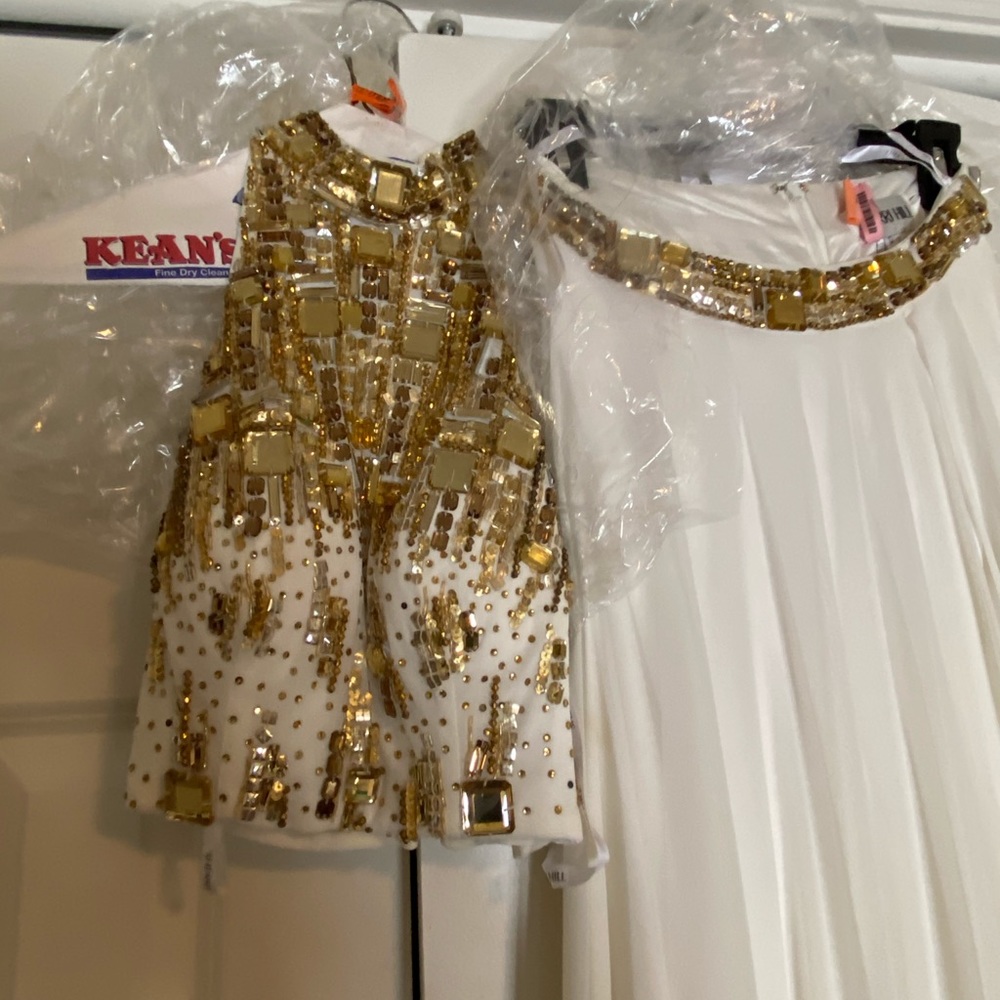 HARD TO FIND!Sherri Hill Mardi Gras Ball/Pageant/Prom AND NEW YEAR 2-Piece Gown